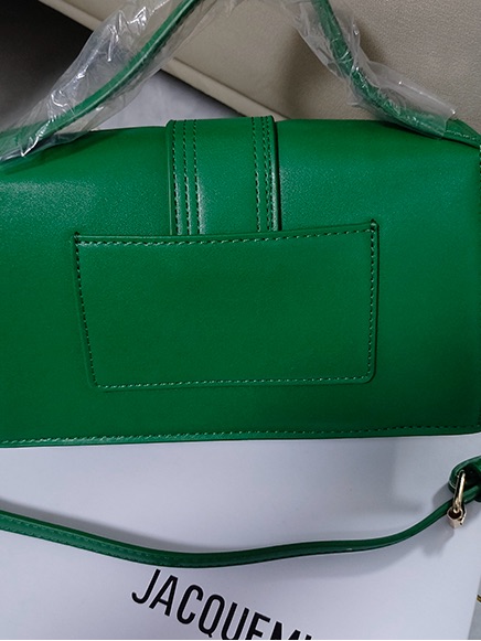 Jacquemus Emerald Green Leather Crossbody Bag — image 2 of 6